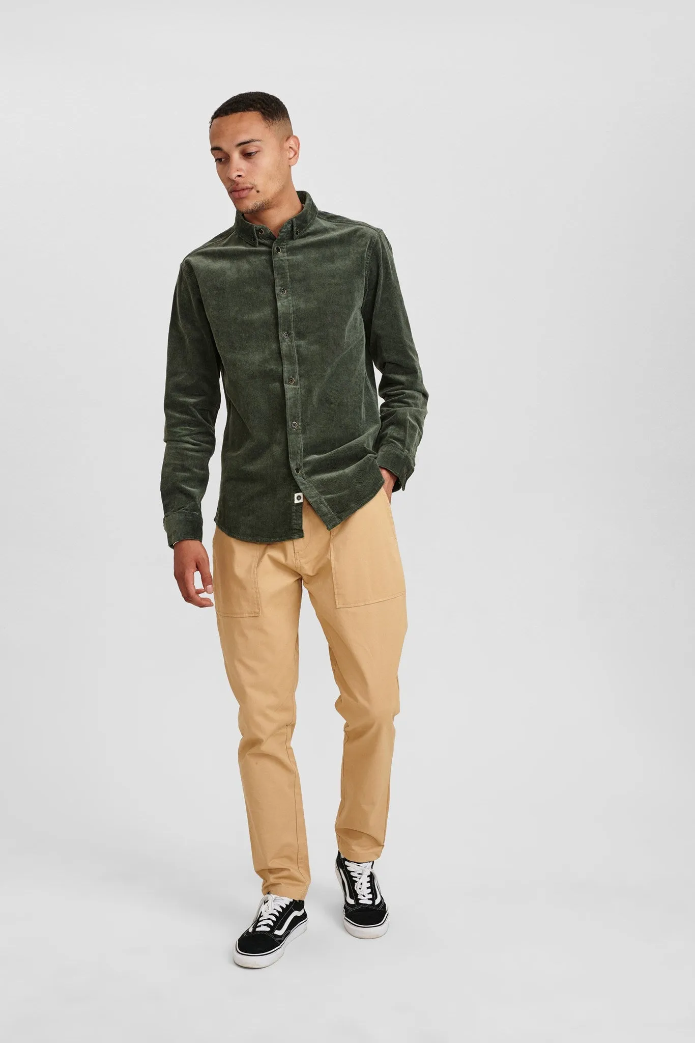 AKKONRAD CORD SHIRT - Deep forrest
