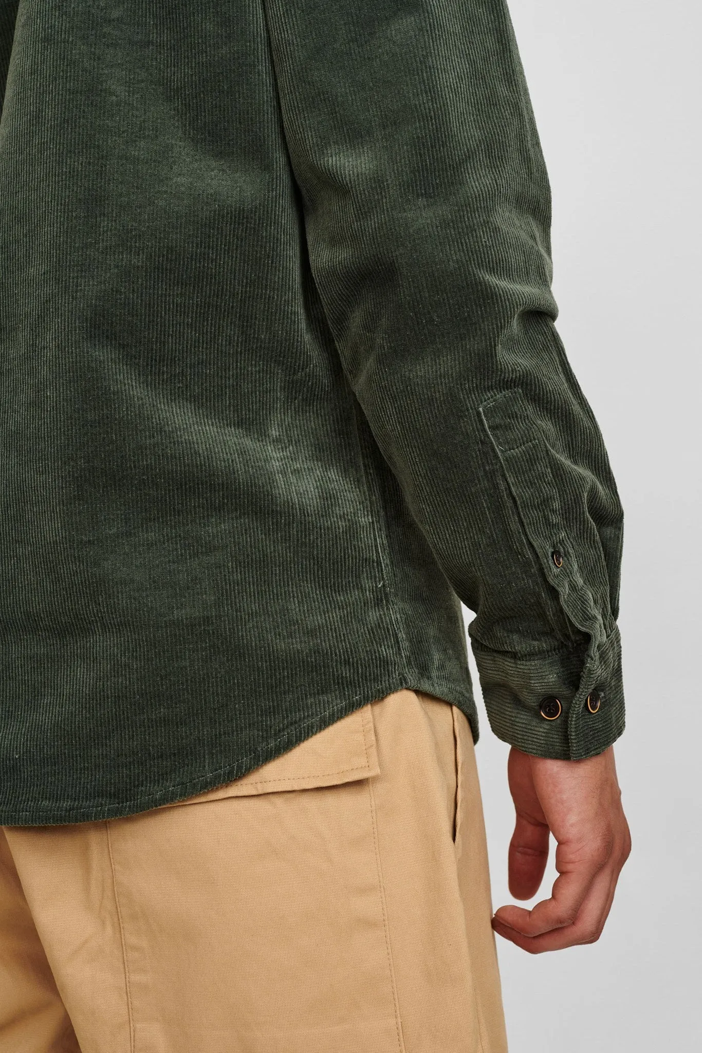 AKKONRAD CORD SHIRT - Deep forrest
