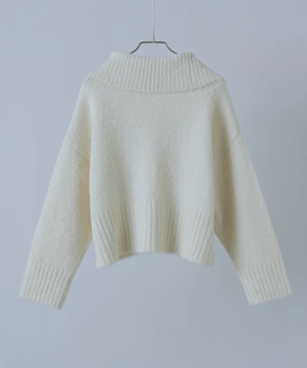 Alpaca touch big collar knit