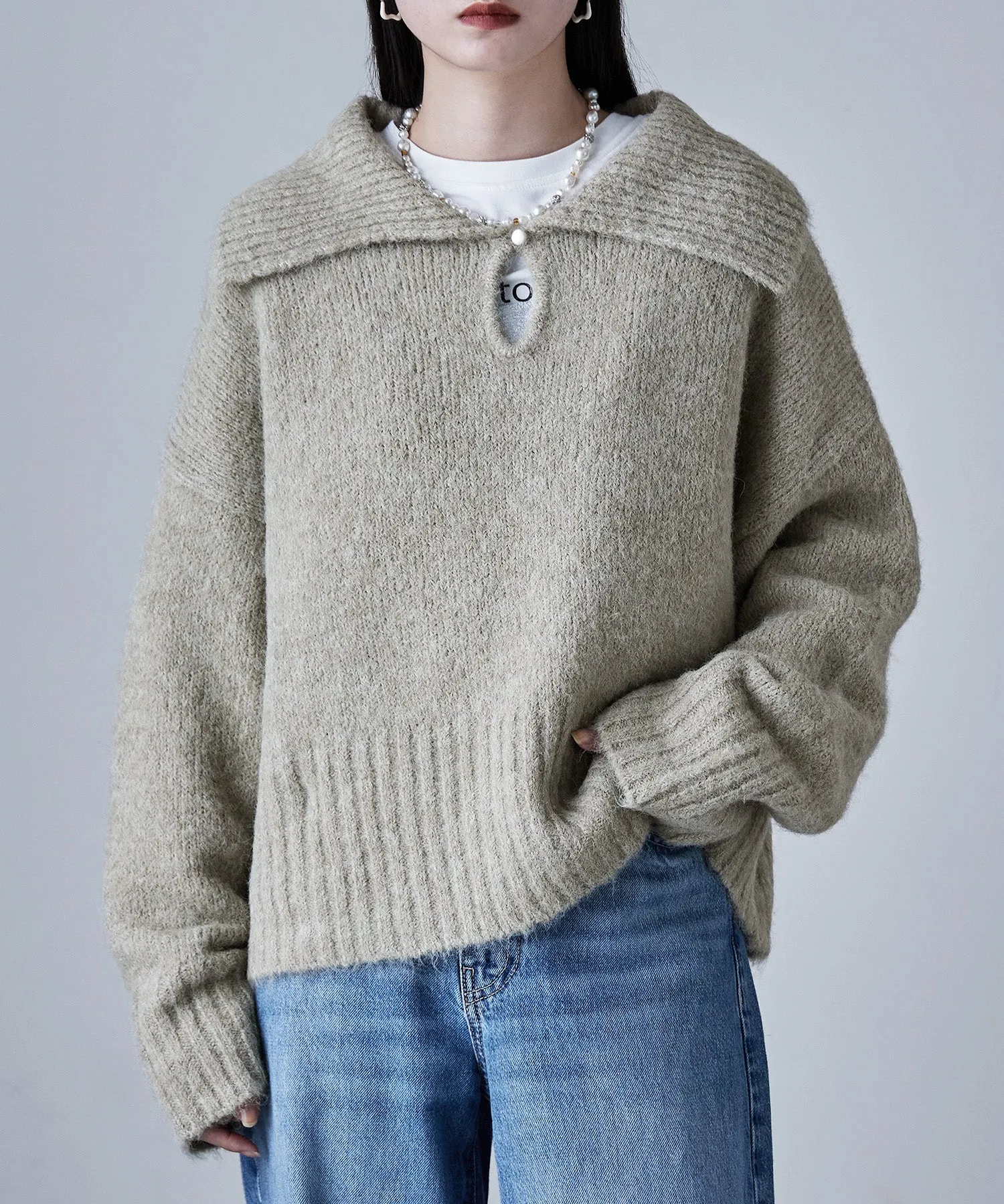 Alpaca touch big collar knit