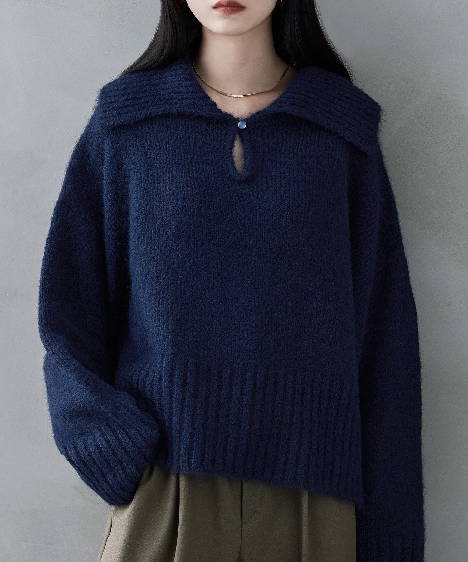Alpaca touch big collar knit