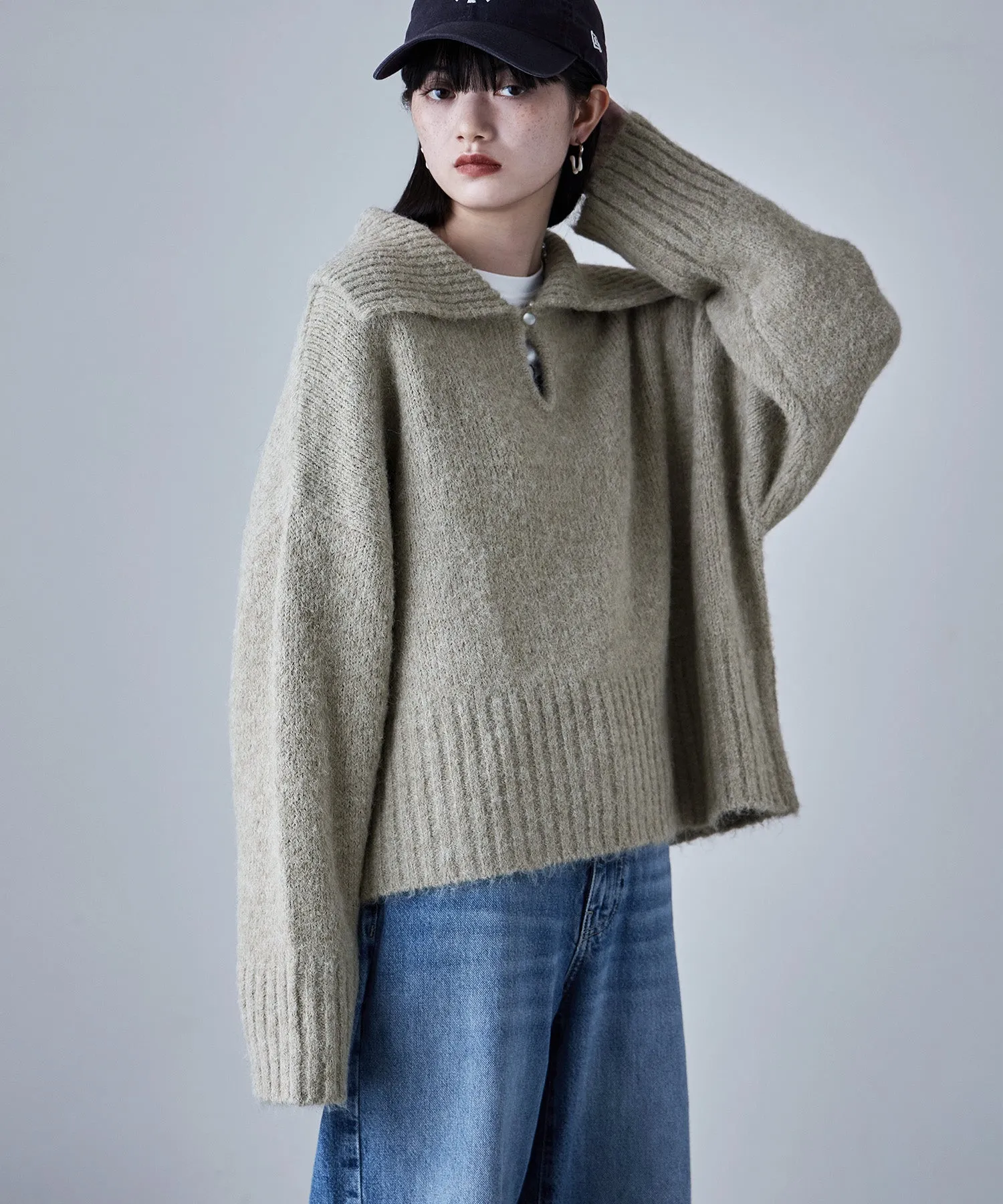 Alpaca touch big collar knit