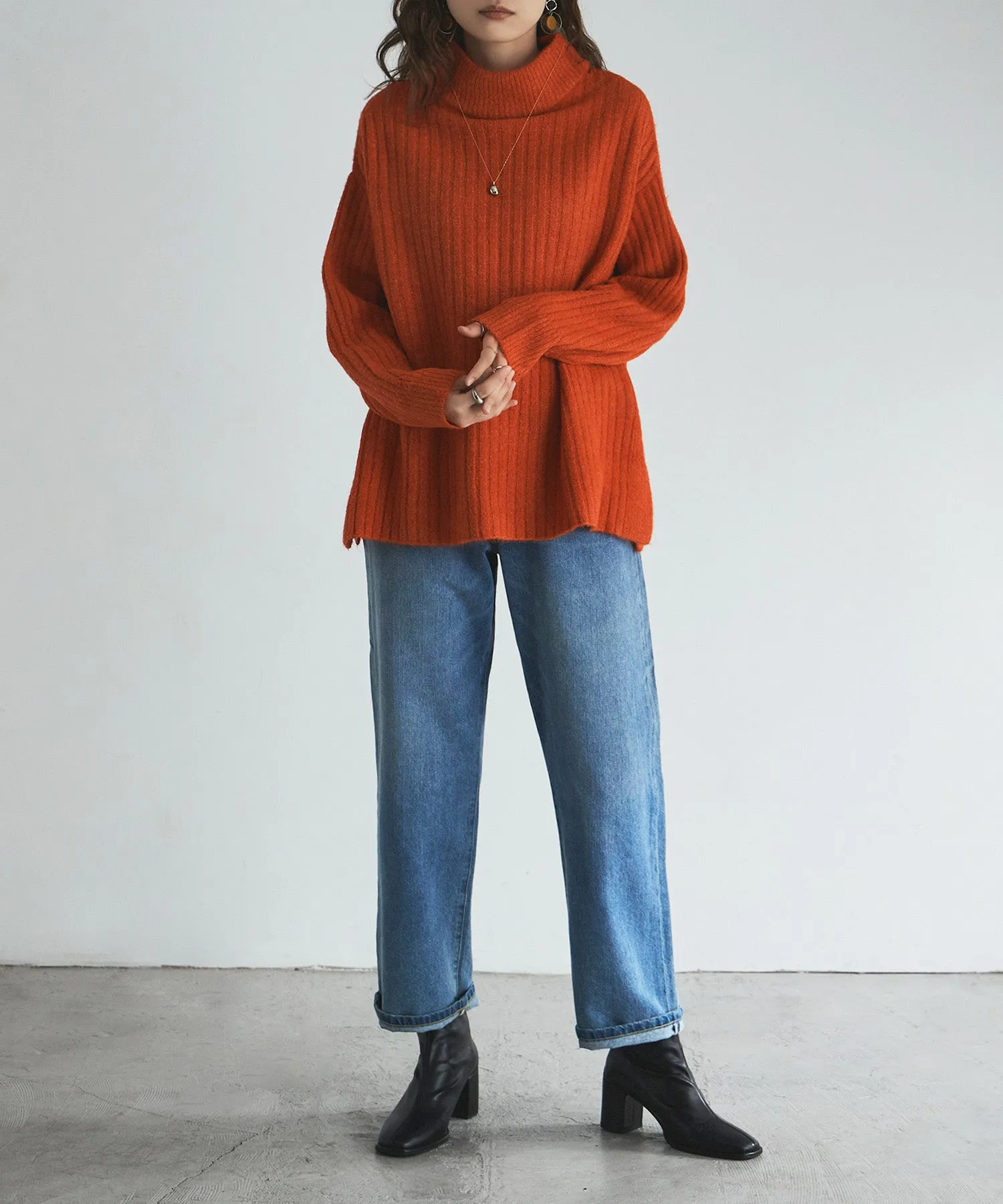 High neck wide rib knit