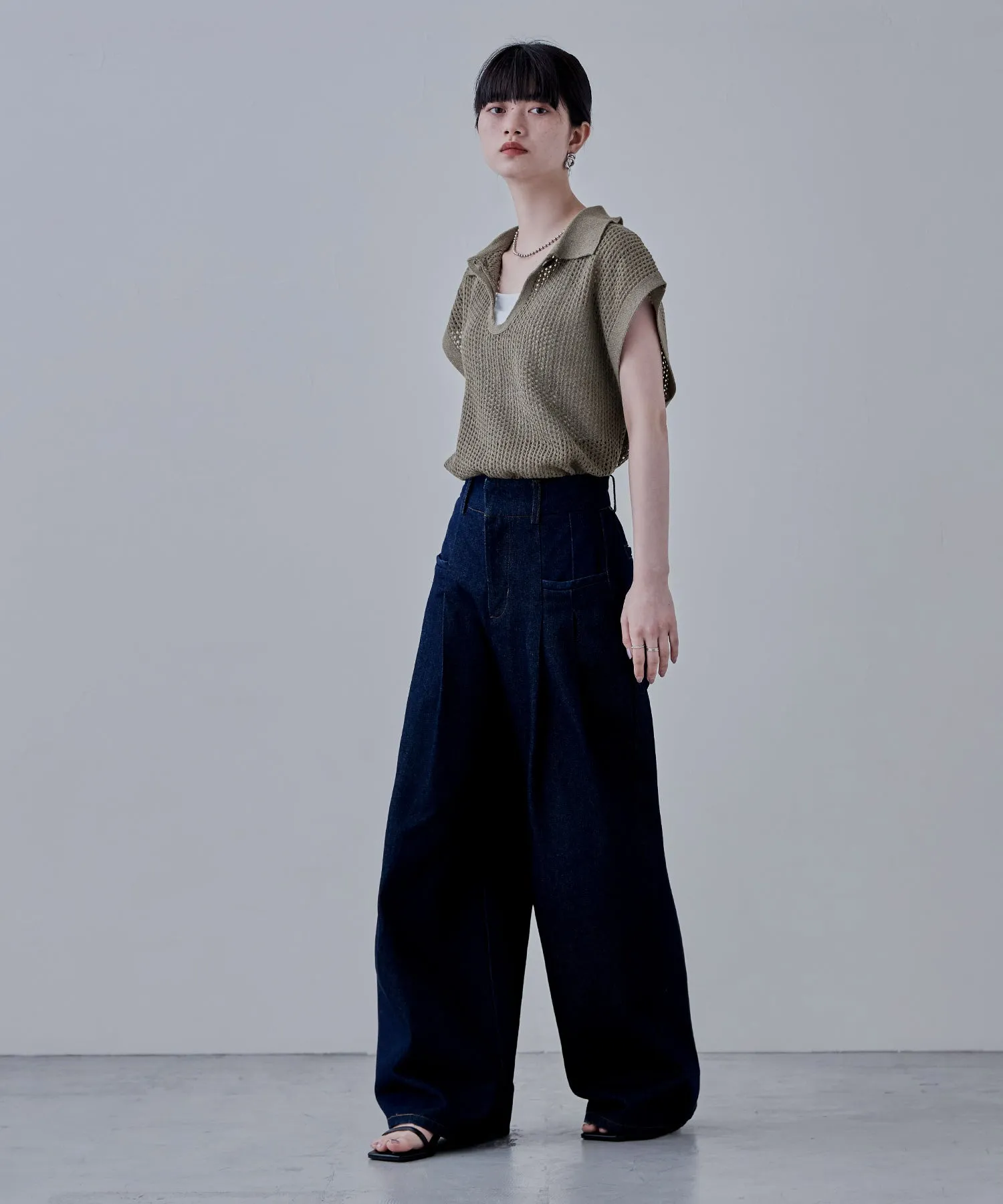 Polo collar mesh knit pullover