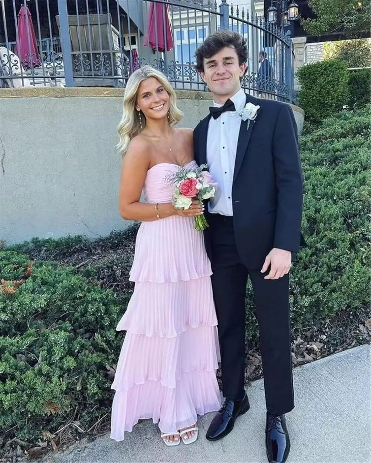Strapless Tiered Chiffon Bridesmaid Dresses Long Ruched Prom Dress for Women Formal Evening Gowns WN012