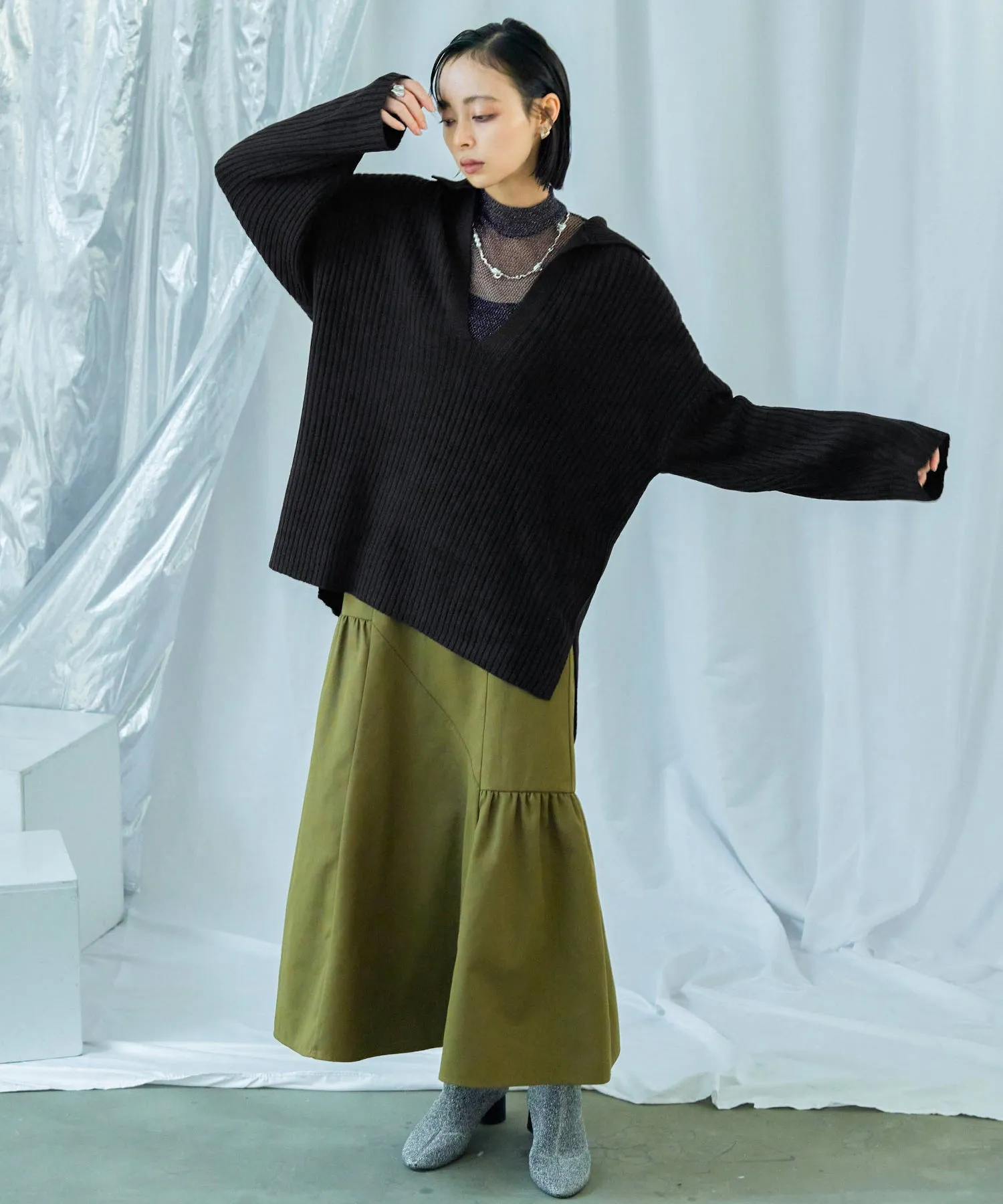 Vneck Collar Knit Pullover