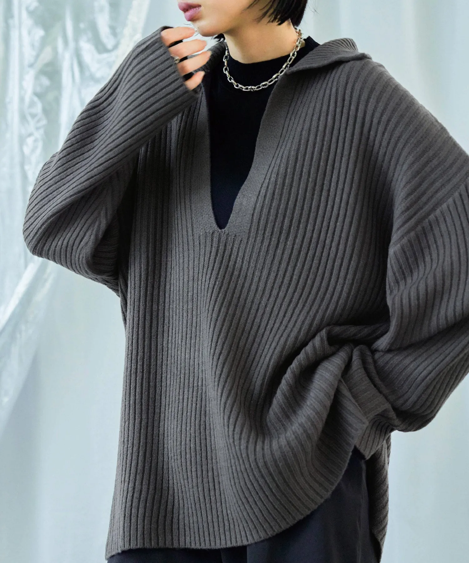 Vneck Collar Knit Pullover