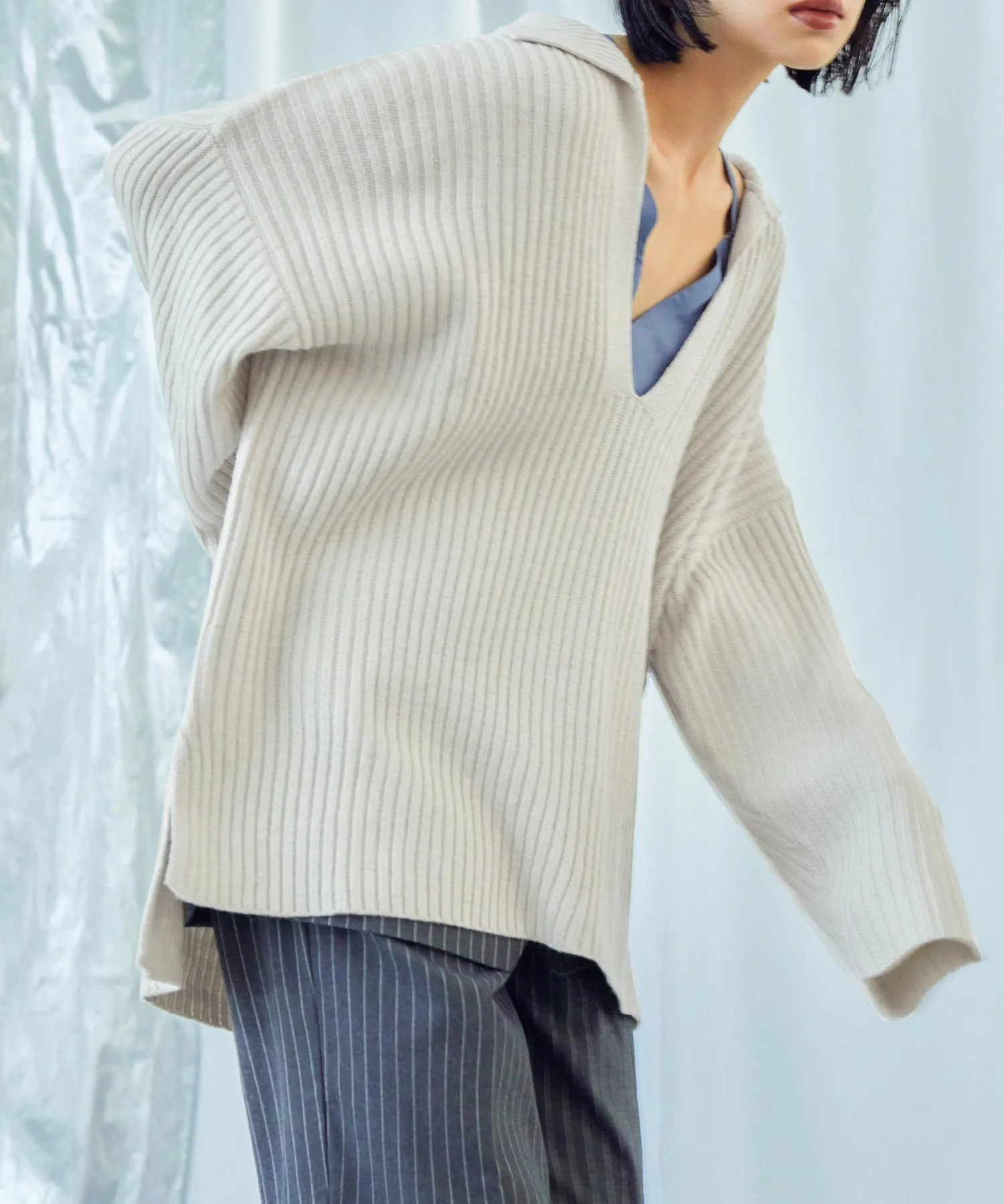 Vneck Collar Knit Pullover